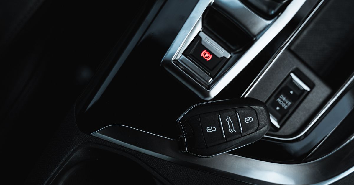 Chevrolet car key fob — Ventura Blvd Locksmith