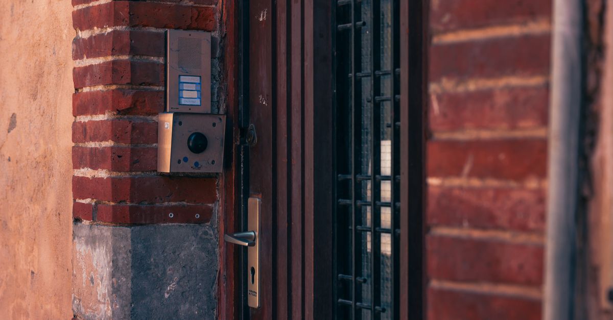 House Lockout Service — Ventura Blvd Locksmith