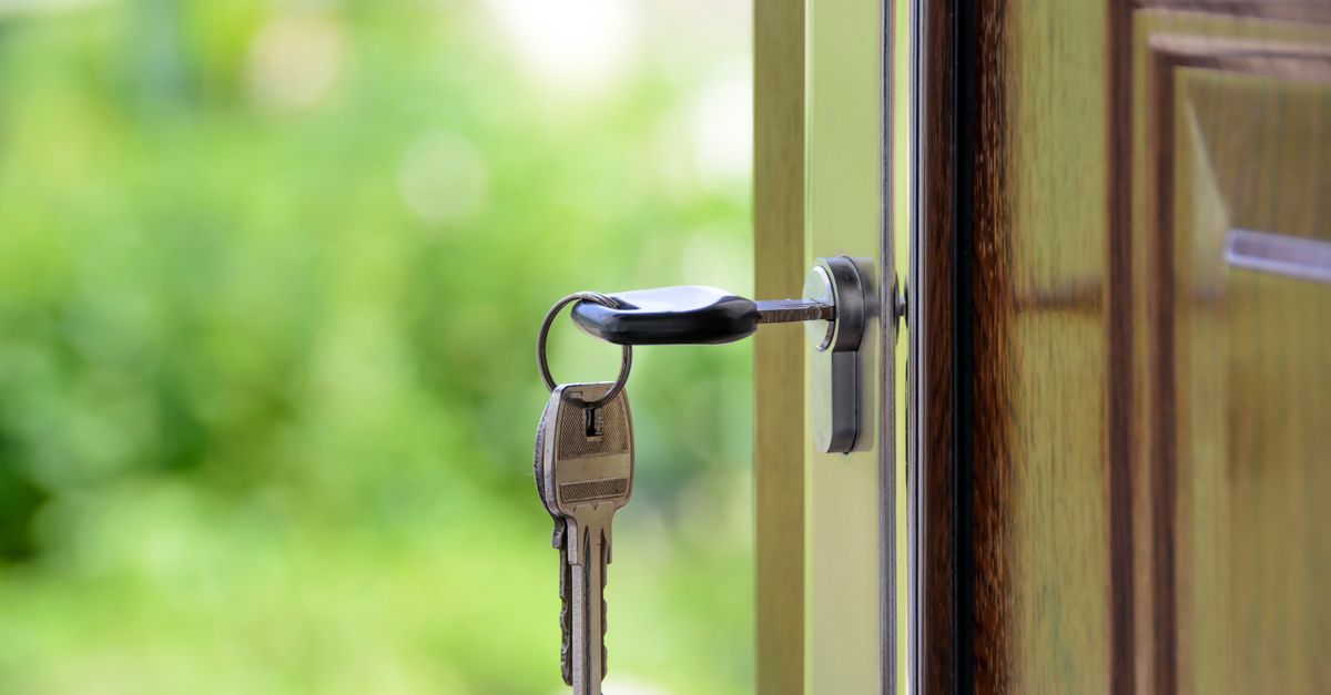Locked Out of Your House in LA? Here's Exactly What to Do — Ventura Blvd Locksmith