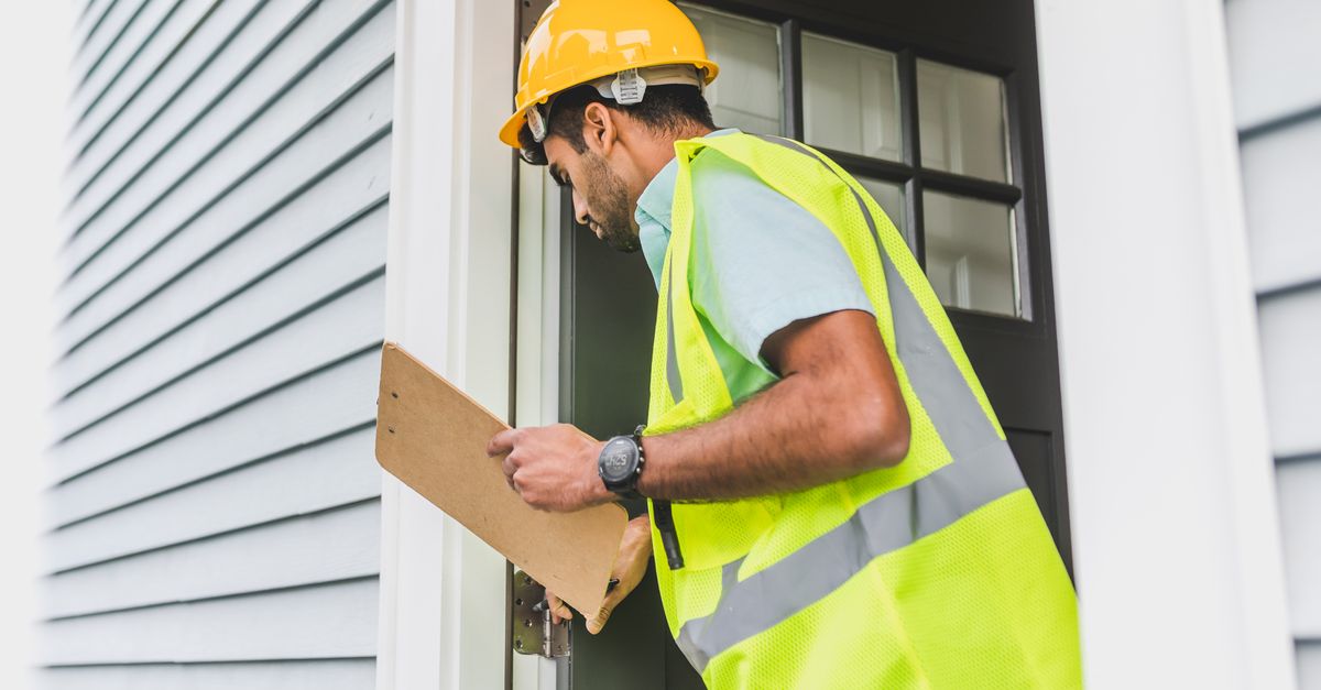 locksmith service technician — Ventura Blvd Locksmith
