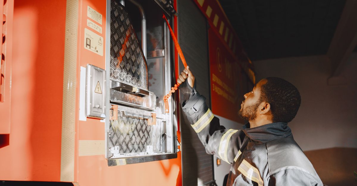 True 24/7 Emergency Response — How Our Dispatch Actually Works — Ventura Blvd Locksmith
