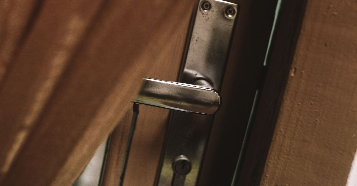 Our Door Knob Lock Replacement and Related Services — Ventura Blvd Locksmith