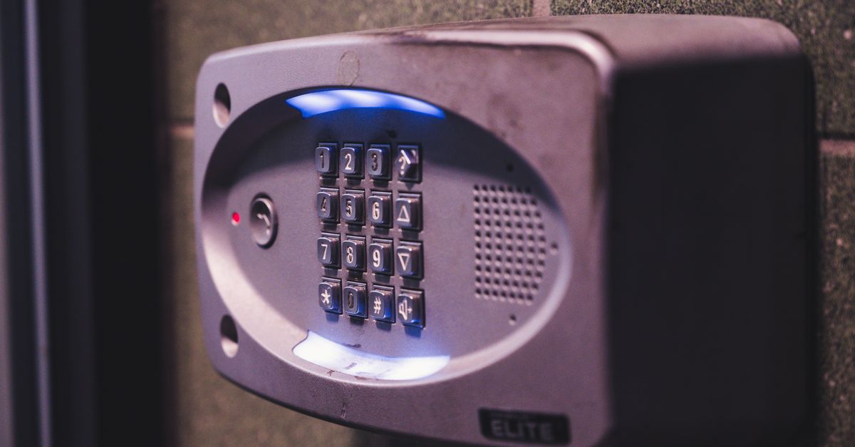 Commercial Window and Door Lock Installation for Los Angeles Businesses — Ventura Blvd Locksmith